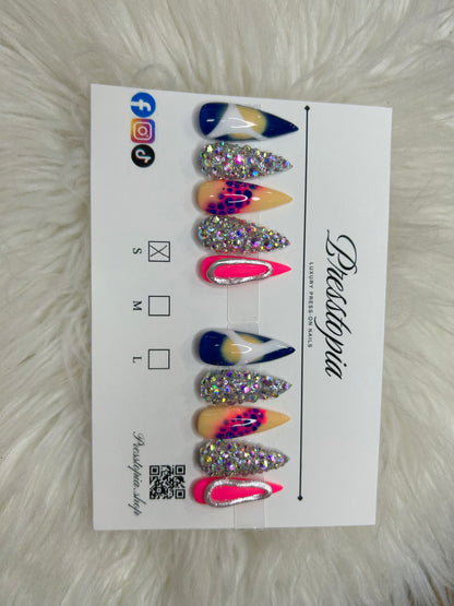 057 Long Stiletto