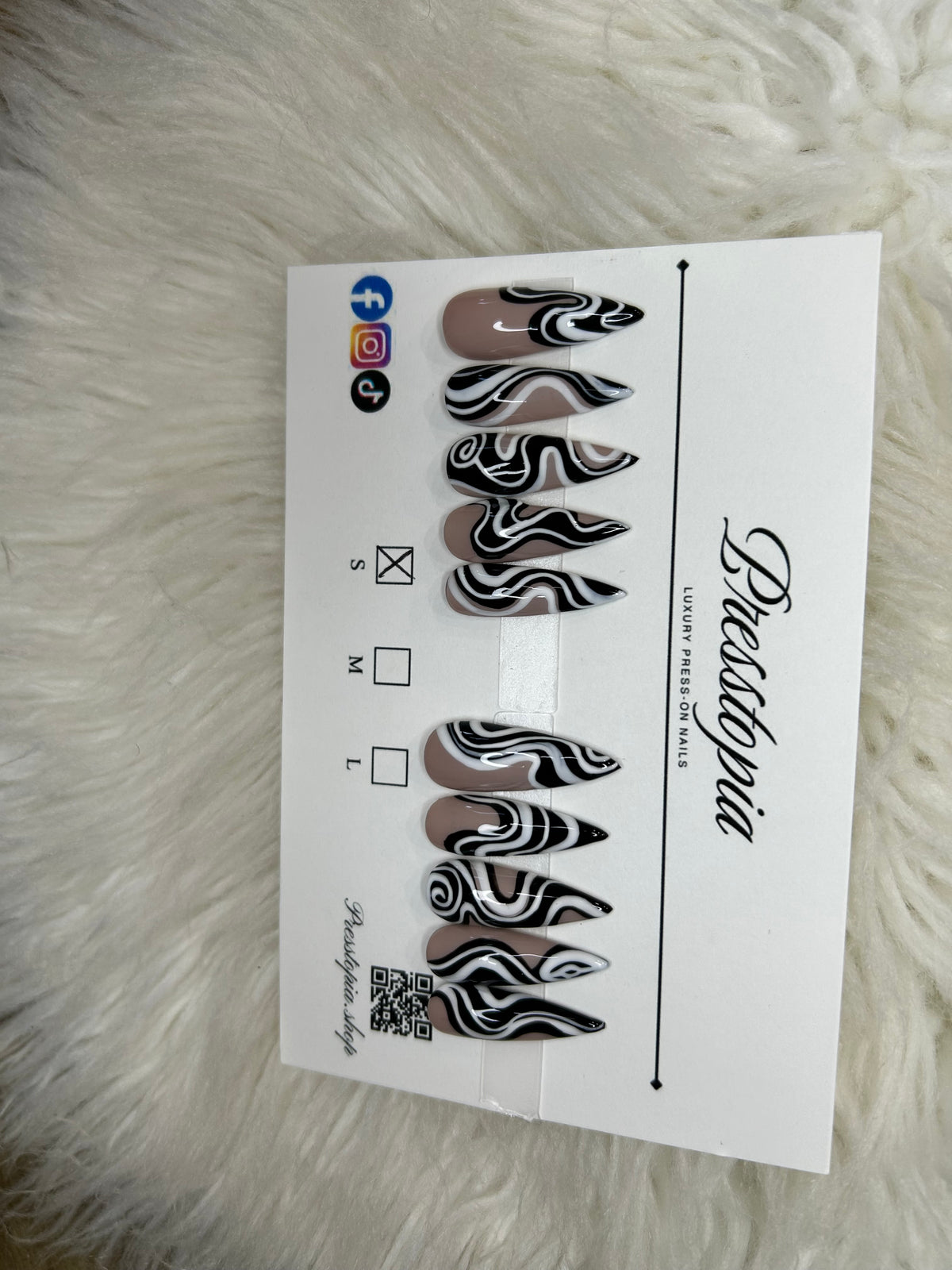 059 Long Stiletto