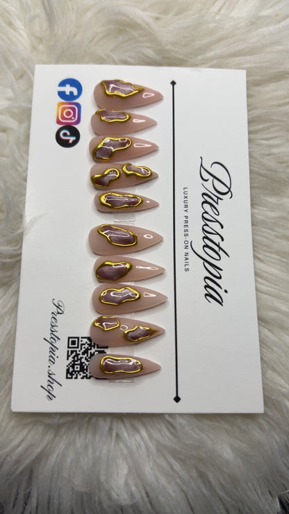 009 Long Stiletto